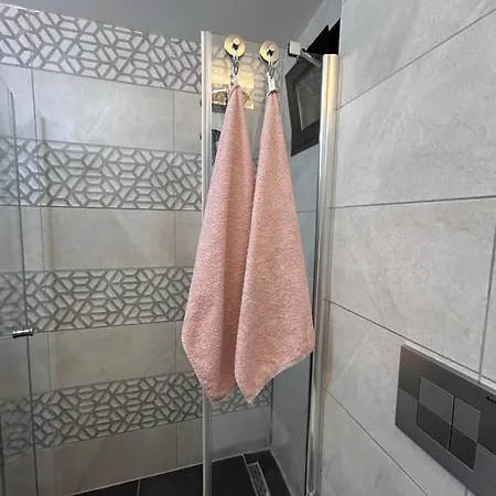 Ng Homes كيرينيا